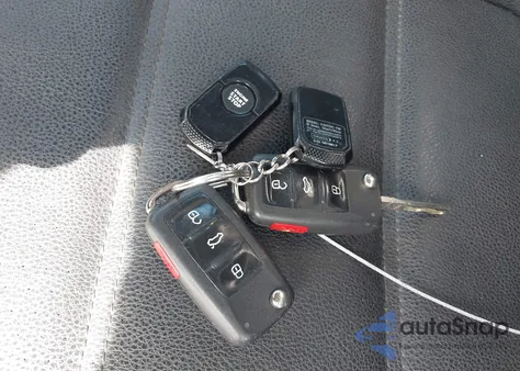 2011 Volkswagen Jetta 2.5L Se из США, поврежденный, VIN 3VWDZ7AJ1BM364528